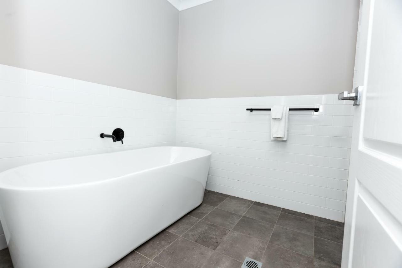 Best Central Wagga Townhouse Wagga Wagga Exterior photo
