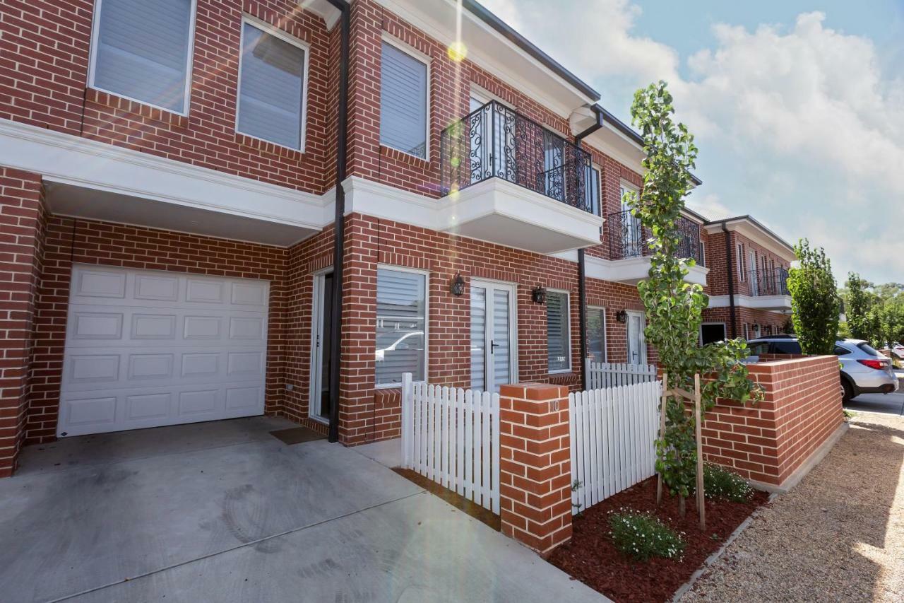 Best Central Wagga Townhouse Wagga Wagga Exterior photo